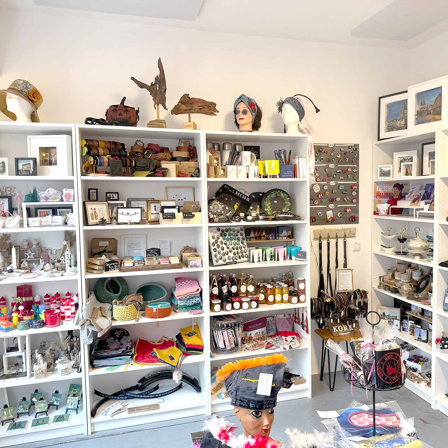 Innenraum Kreativum. Der kleine Laden für Kreatives und Handgemachtes in Ehrenfeld.