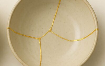 Kintsugi Narben aus Gold